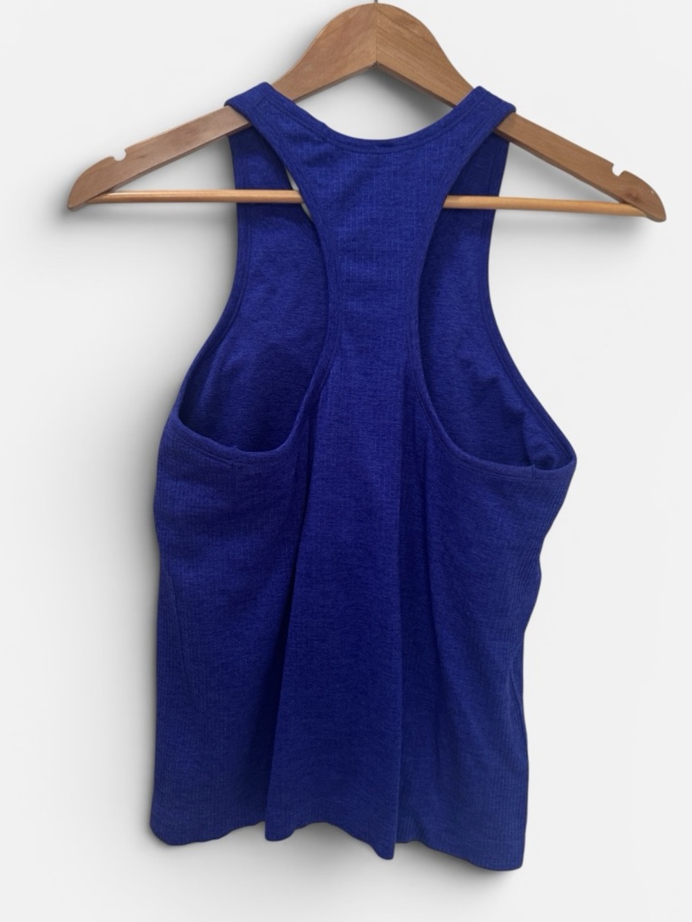 Savvi Padded Racerback Women's Tank Top Sz. L Like New - Picture 2 of 4